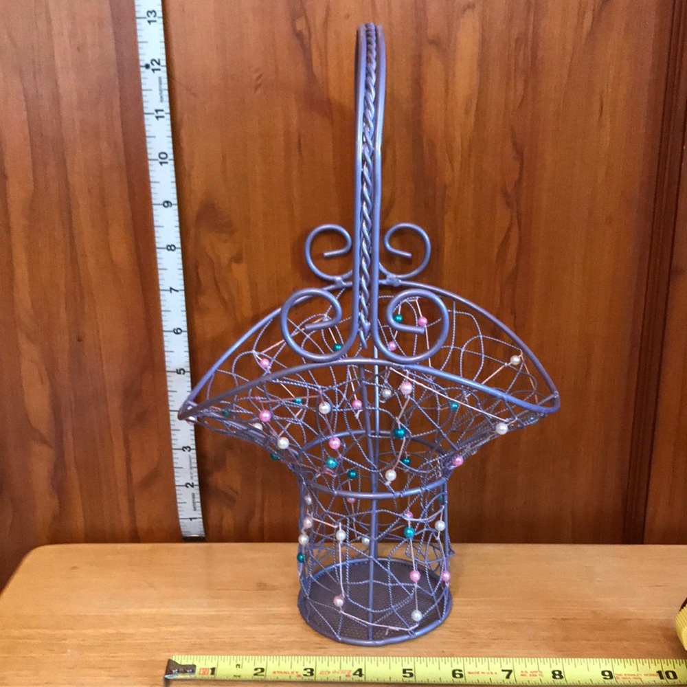 Purple Metal Basket w/beads